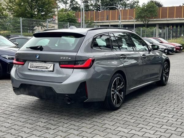 BMW 330 e xDrive Touring M Sport DrivingAssistantProf HiFi