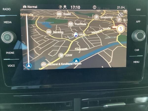 Volkswagen T-Roc R-Line *SOFORT VERFÜGBAR!* 2.0 l TDI SCR 110 kW (150 PS) 7-Gang-Doppelkupplungsgetriebe DSG
