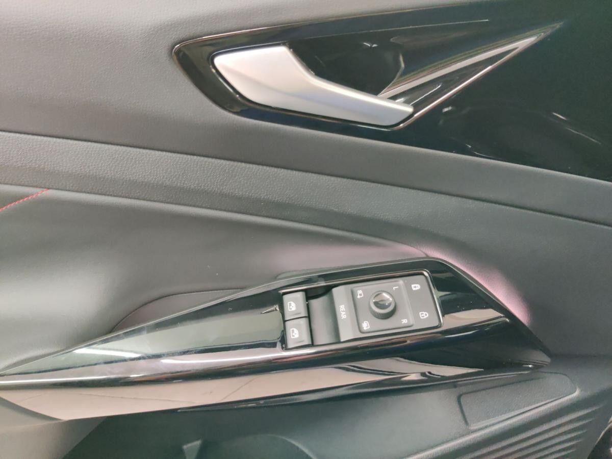 Volkswagen ID.4 GTX AHK/Matrix/HuD/Navi/RFK/Wärmepu/02.30Garantie