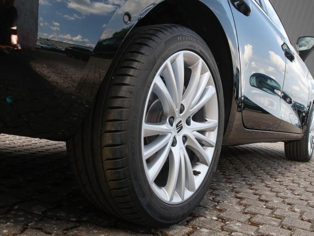 Seat Leon Style 2.0 TDI / 7-Gang-DSG SLD