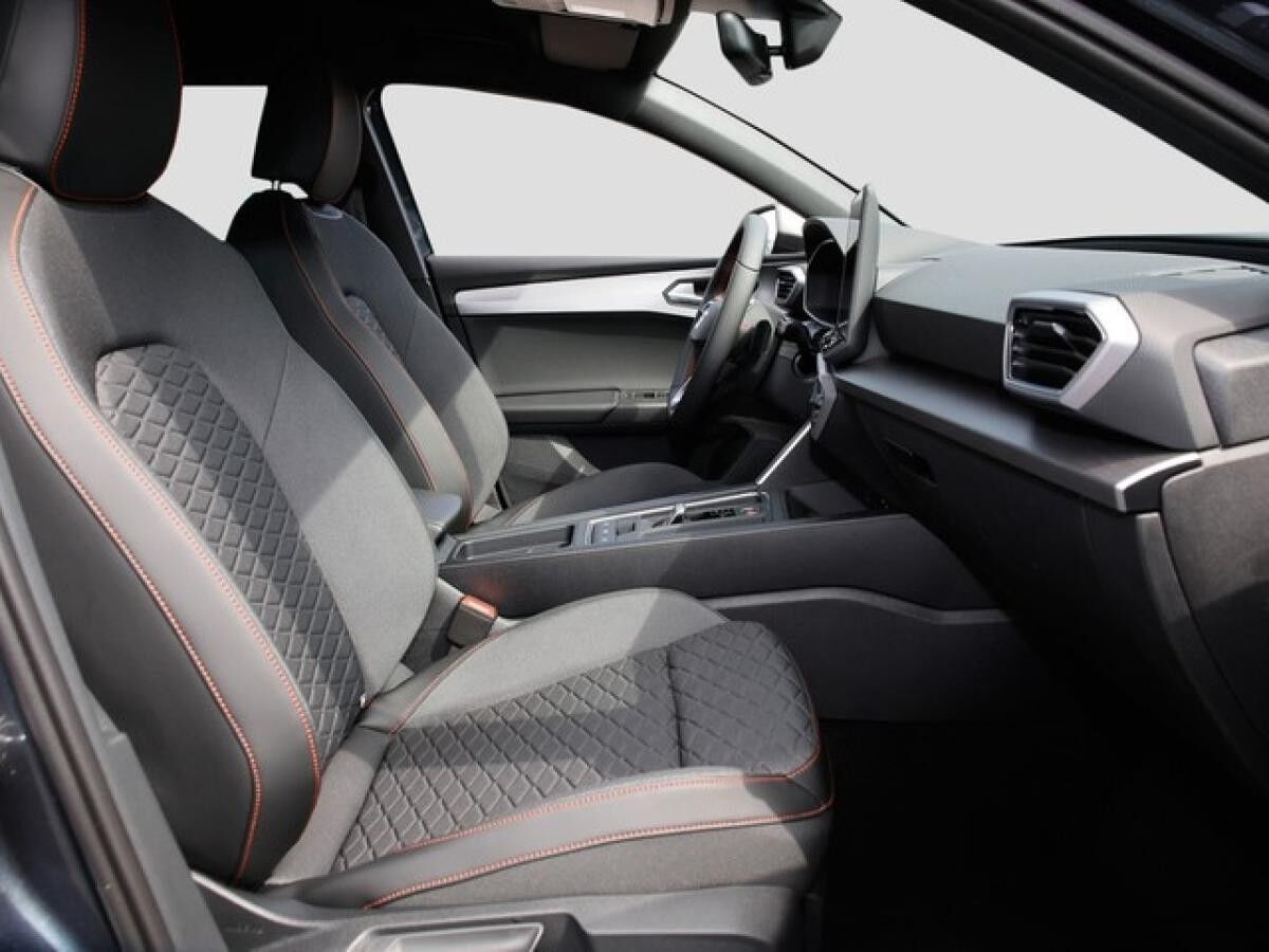 Seat Leon FR 2.0 TDI / 7-Gang-DSG SLD