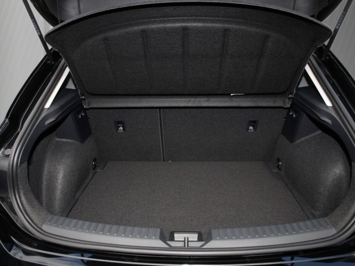 Seat Leon Style 2.0 TDI / 7-Gang-DSG SLD