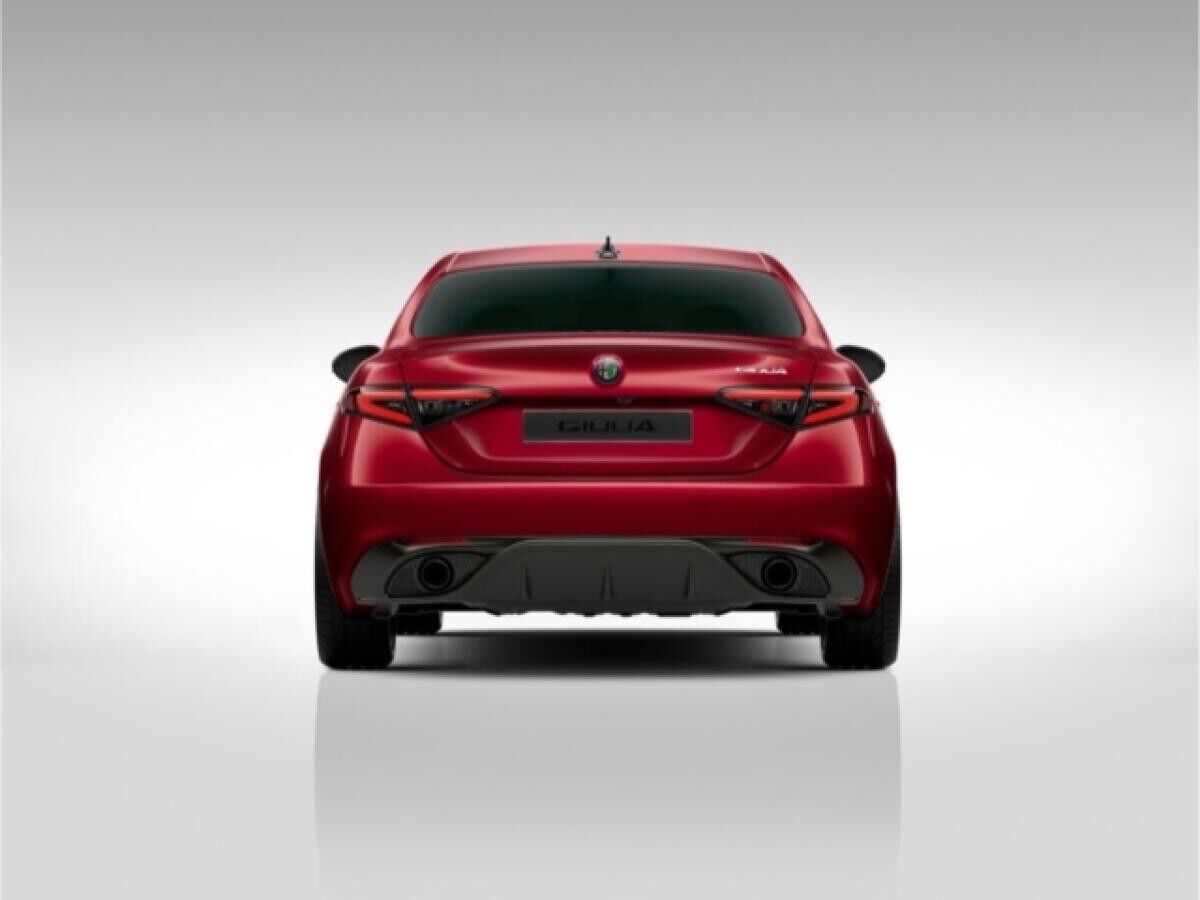 Alfa Romeo Giulia Veloce Q4 2.0 Turbo 280PS 16V AT8 Keyless Navi