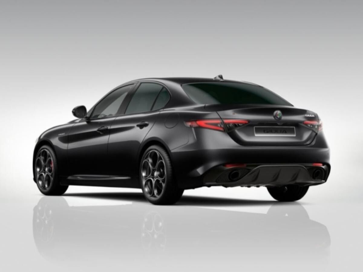 Alfa Romeo Giulia Veloce Q4 2.0 Turbo 280PS 16V AT8 Keyless Navi