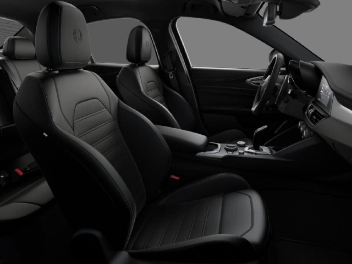 Alfa Romeo Giulia Veloce Q4 2.0 Turbo 280PS 16V AT8 Keyless Navi **NUR FÜR GEWERBE**