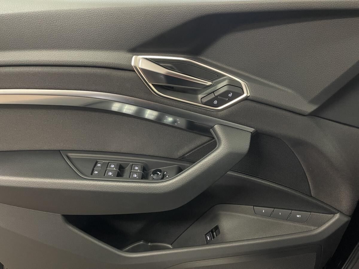 Audi Q8 e-tron 55 qu. advanced Matrix LM 21" Navi ACC