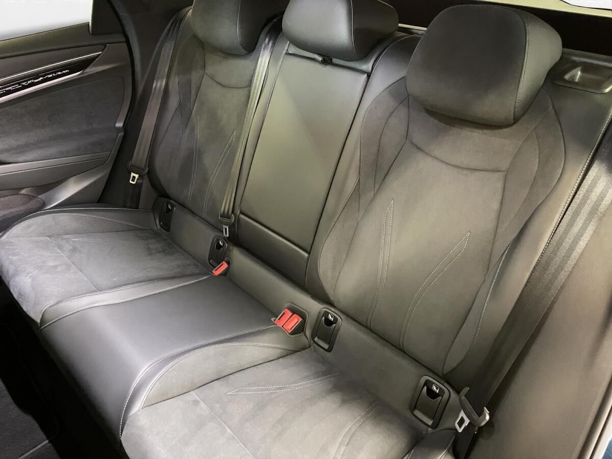 Volkswagen ID.7 Tourer Pro AHK Matrix LM 20" Navi ACC App-Connect