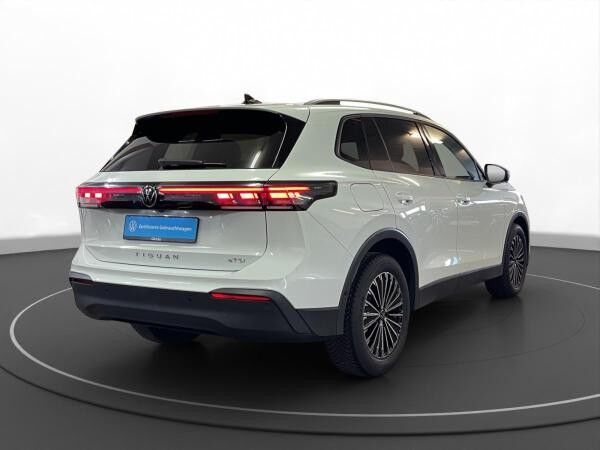 Volkswagen Tiguan 1.5 eTSI Life AHK LED LM 18" Navi PDC vo+hi ACC