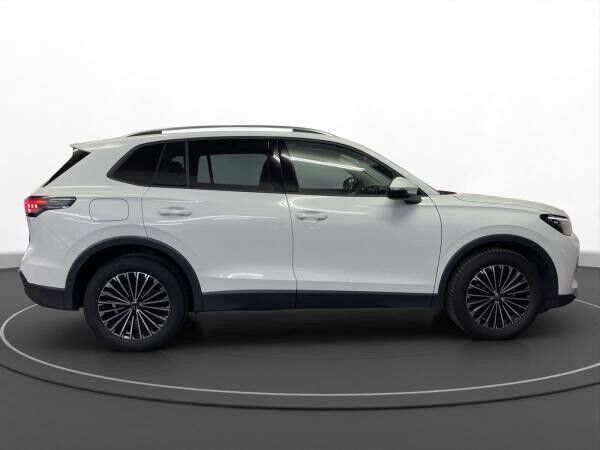 Volkswagen Tiguan 1.5 eTSI Life AHK LED LM 18" Navi PDC vo+hi ACC