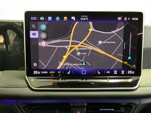 Volkswagen Tiguan 1.5 eTSI Life AHK LED LM 18" Navi PDC vo+hi ACC