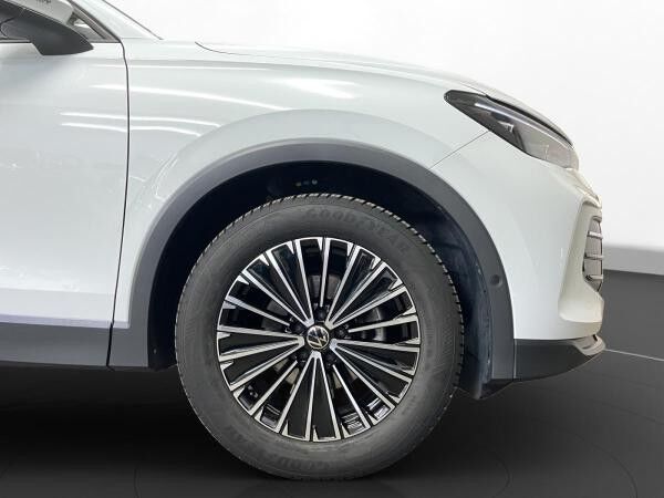 Volkswagen Tiguan 1.5 eTSI Life AHK LED LM 18" Navi PDC vo+hi ACC