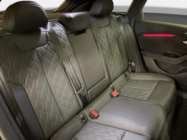 Audi A6 e-tron Avant performance AHK Matrix LM 20" B&O