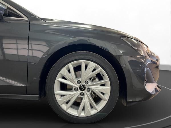 Audi A3 Sportback 30 TFSI advanced AHK LED LM 17" Navi PDC+RFK ACC