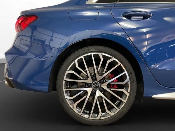 Audi S3 Lim. 2.0 TFSI Matrix-LED LM 19" Navi PDC vo+hi