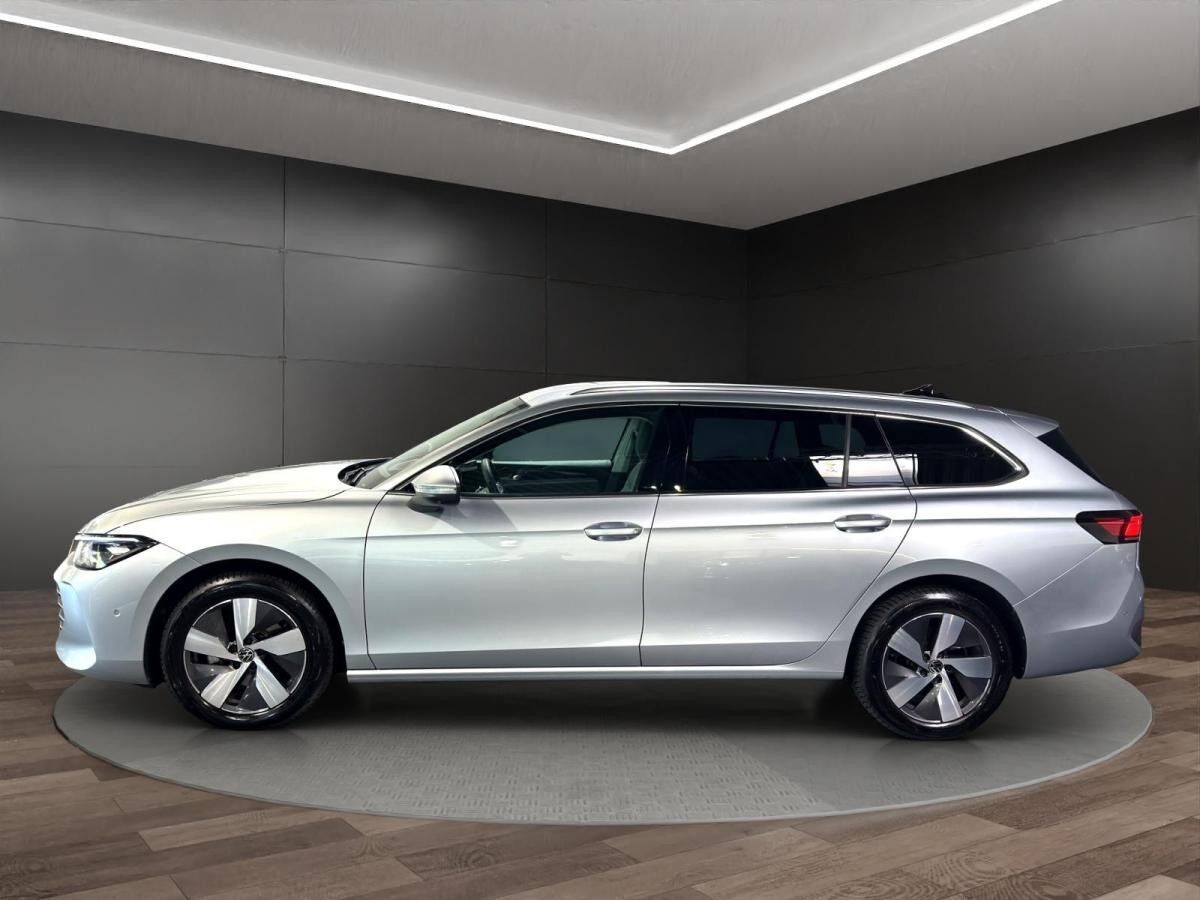 Volkswagen Passat Variant Business 2.0 TD*DCC*AreaViewI*DSG Volkswagen Passat Variant Business 2.0 TD*DCC*AreaViewI*DSG