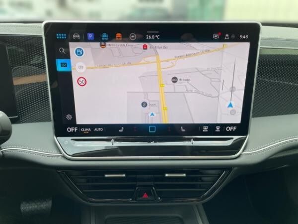Volkswagen Passat Variant 1.5 TSI eHybrid 150 kW Business 🧑‍💼 ACC HUD RFK