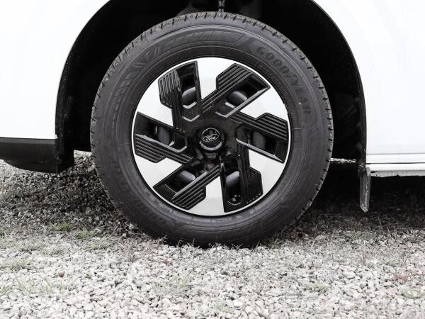 Ford Transit Custom Trend L1 PHEV 233PS Techno 5 Laderaumschutz