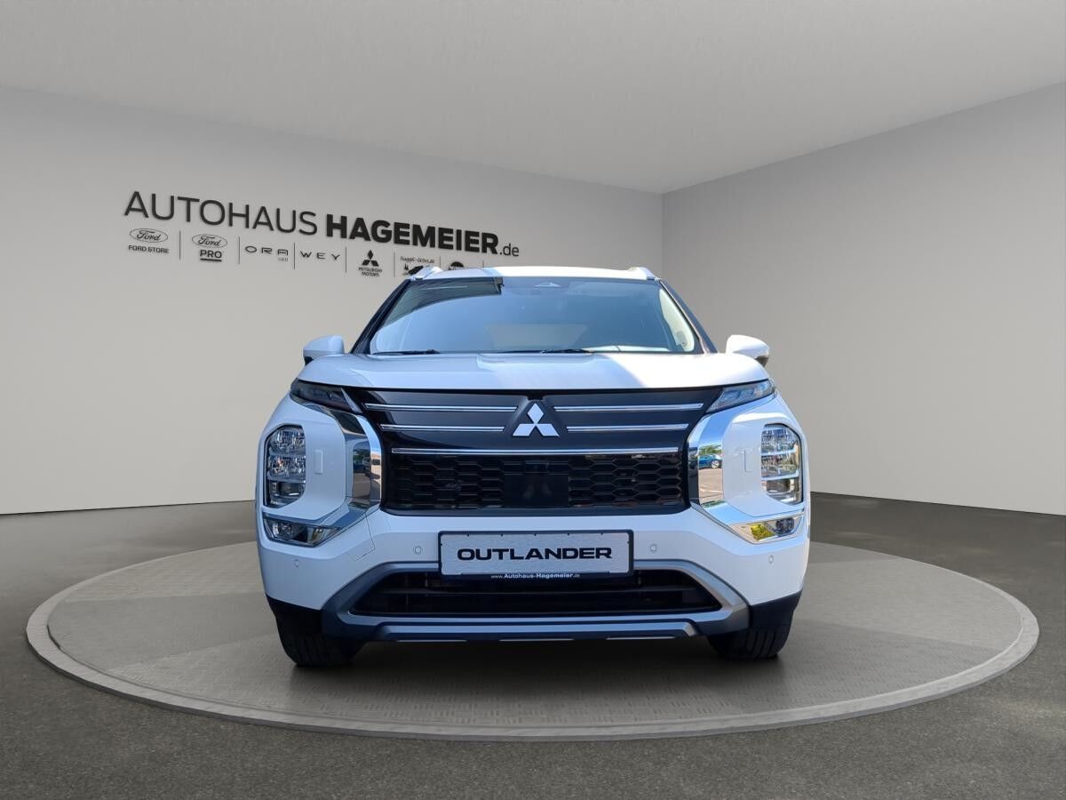 Mitsubishi Outlander Intro Edition 2.4 PHEV AWD