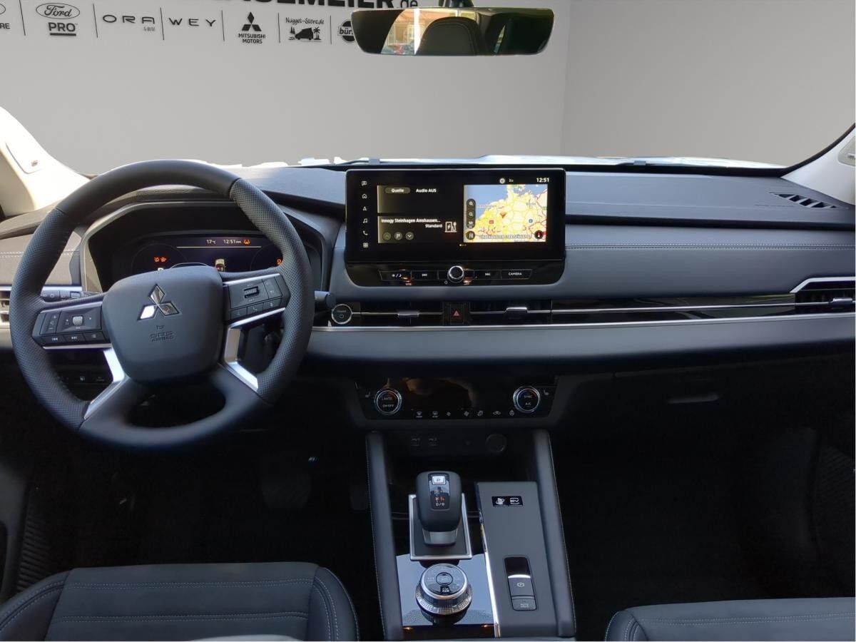 Mitsubishi Outlander Intro Edition 2.4 PHEV AWD