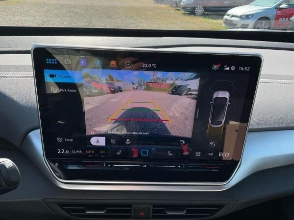 Volkswagen ID.5 Pro GOAL Kamera AHK Navi Wärmepumpe Keyless ACC