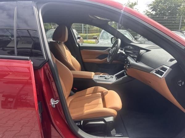 BMW i4 eDrive40 M Sport //HeadUp Adapt. LED FACELIFT