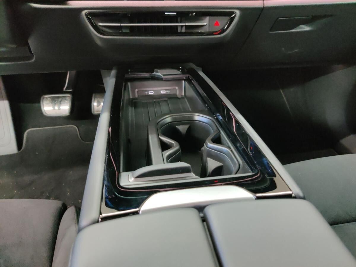 Volkswagen ID.7 Tourer Pro S h/AHK/Matrix/WäPu/01.30Garantie