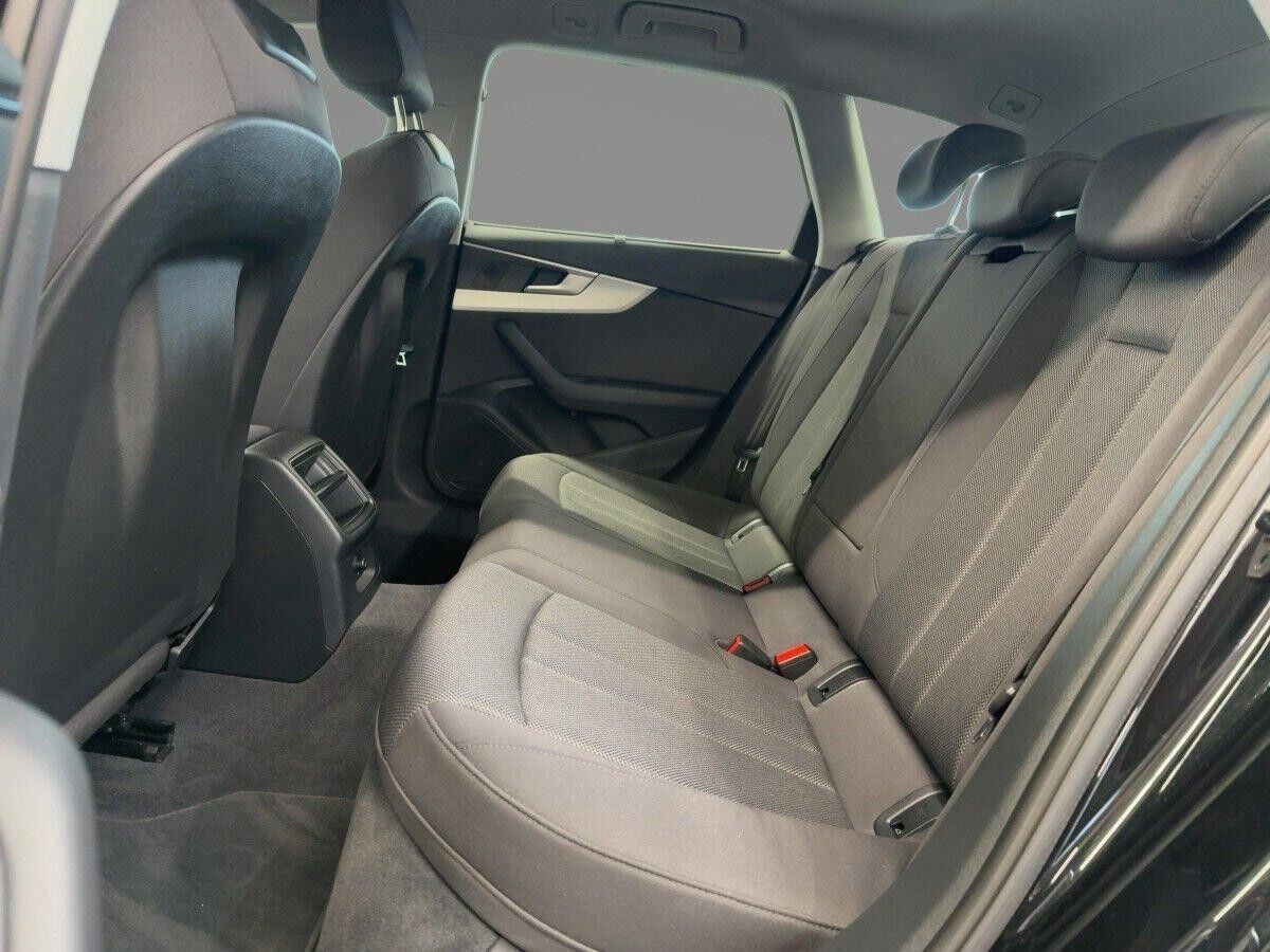 Audi A4 Avant 35 TDI S line LED Navi Phone Box