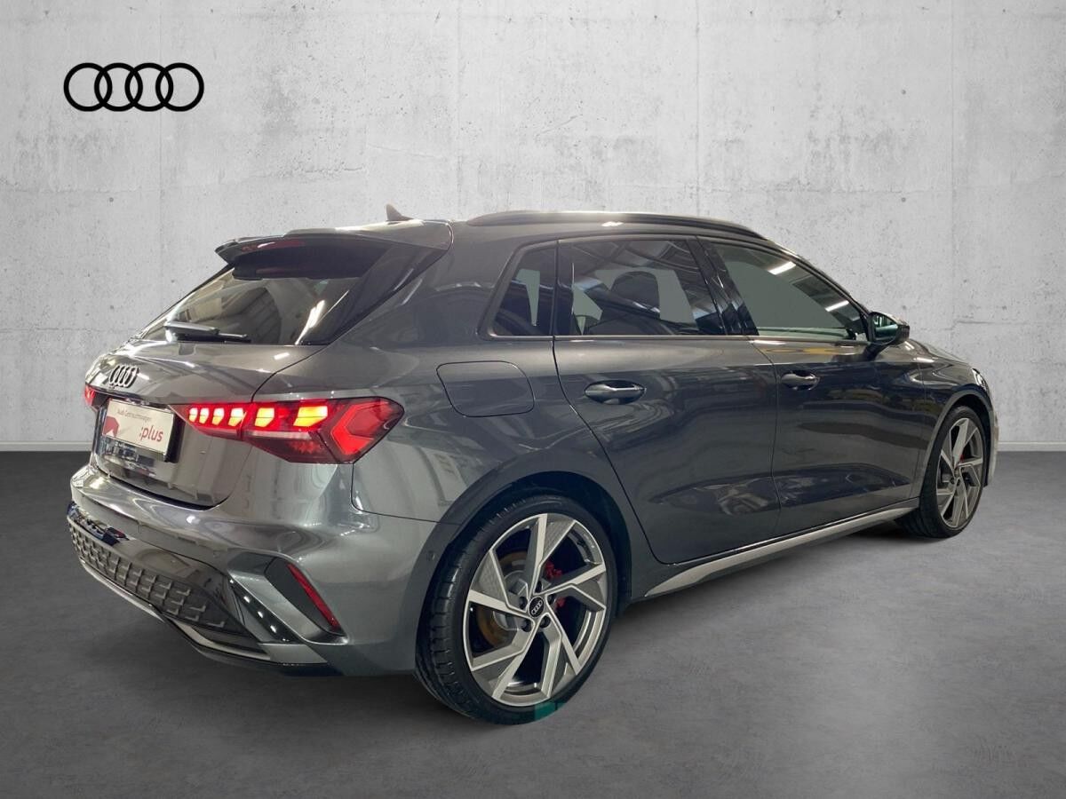 Audi A3 Sportback 35 TFSI S line *LED*AHK*HuD*Sonos*