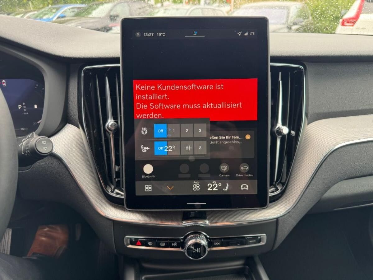 Volvo XC60 B5 B AWD Plus Black Edition+Pano+LichtPak