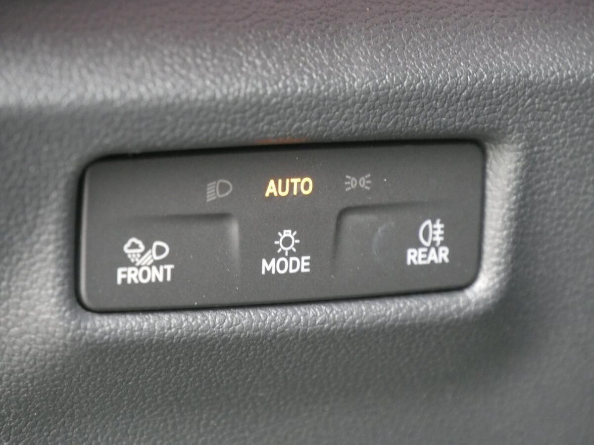 Volkswagen Tiguan R-Line 1,5 l eHybrid Pano,AHK,IQ,IQ-Drive Lagerwagen ! Volkswagen Tiguan R-Line 1,5 l eHybrid Pano,AHK,IQ,IQ-Drive Lagerwagen !