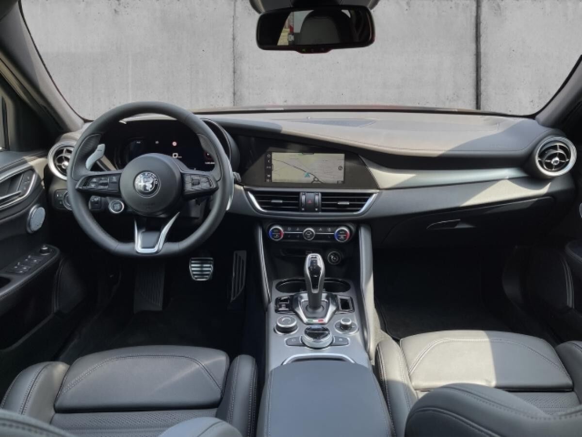 Alfa Romeo Giulia Veloce Q4 2.0 HARMAN/KARDON+PDC+KAMERA+CARPLAY