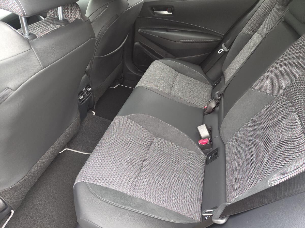 Toyota Corolla Touring Sports 1,8-l-Hybrid Teamplayer