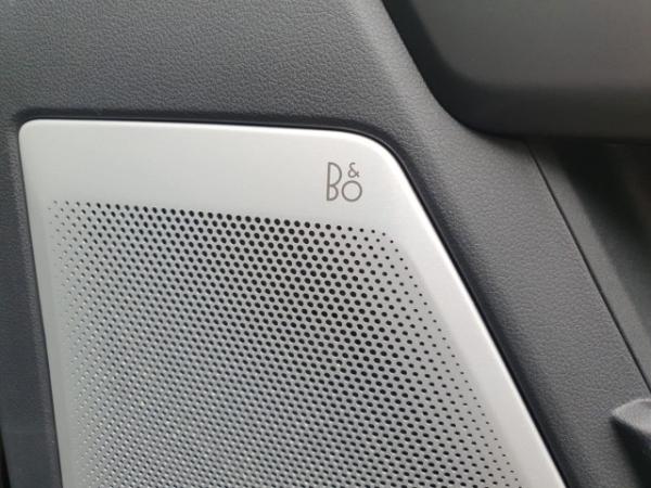 Ford F 150 Lariat Black MY25 5,0-V8 4x4 SuperCrew-Voll