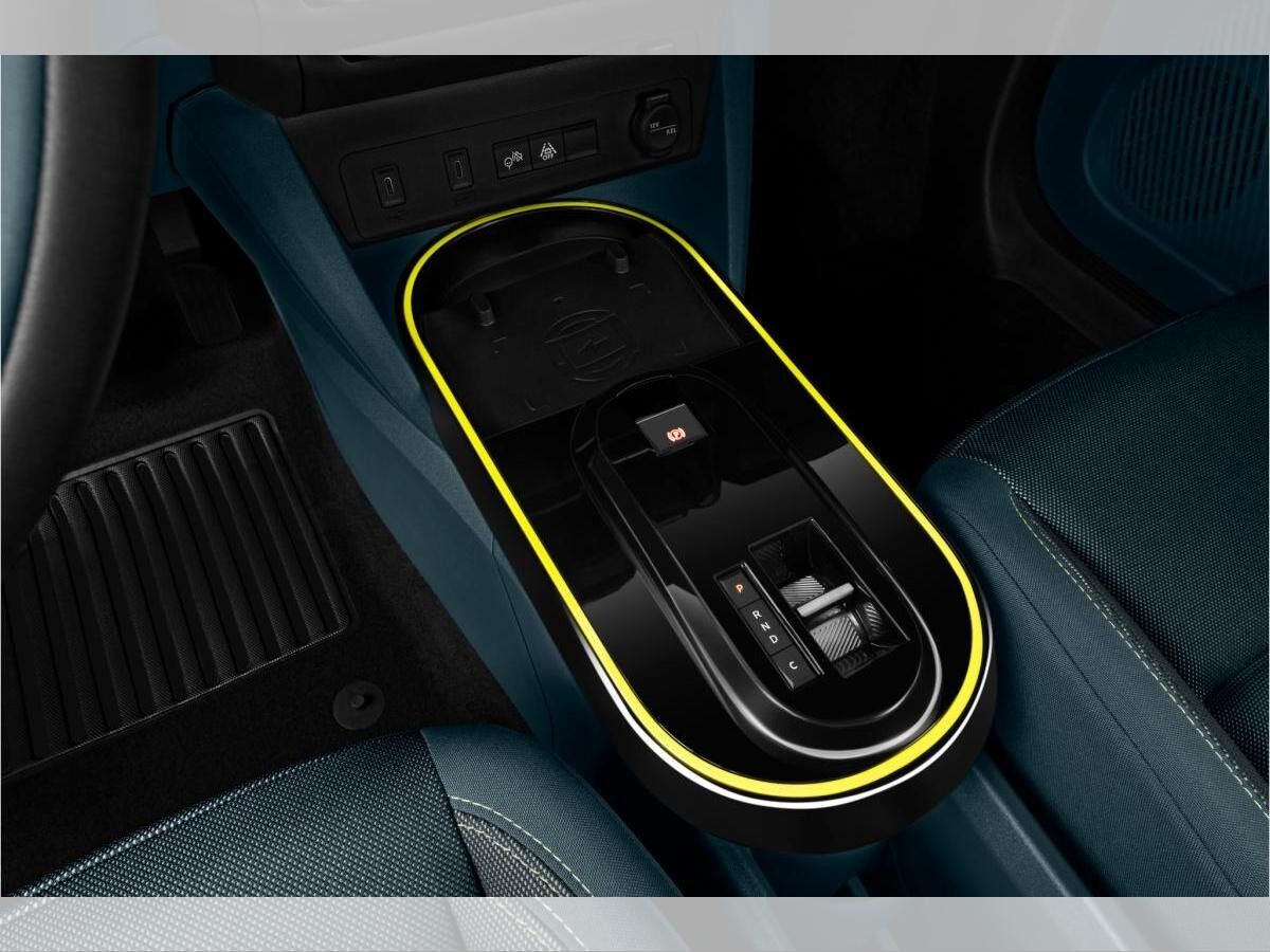 Fiat Grande Panda 1.2 Hybrid eDCT La Prima