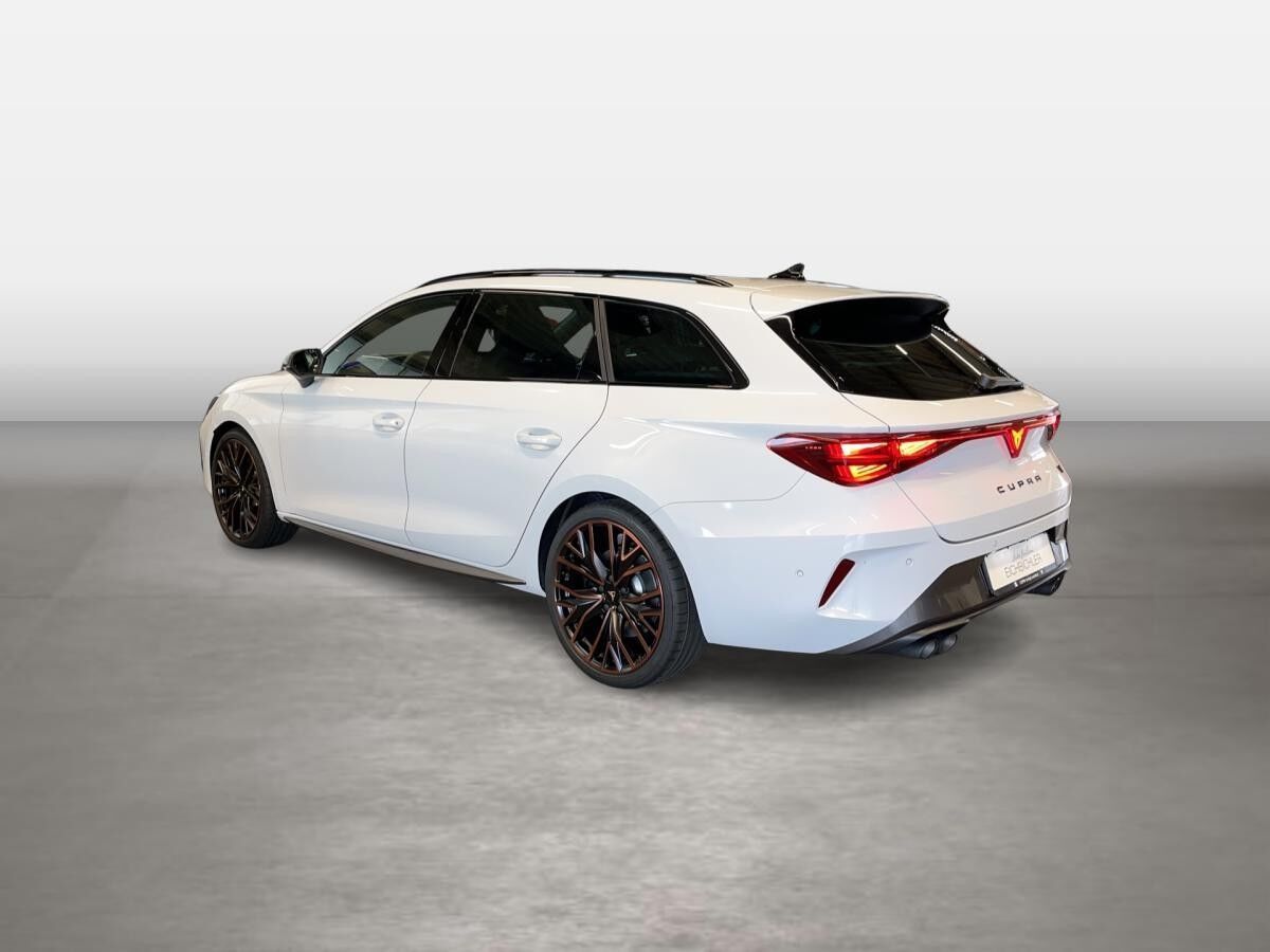 Cupra Leon Sportstourer VZ 2.0 TSI 7-Gang DSG 4DRIVE MATRIX-LED.PANO.AHK.19 ALU!