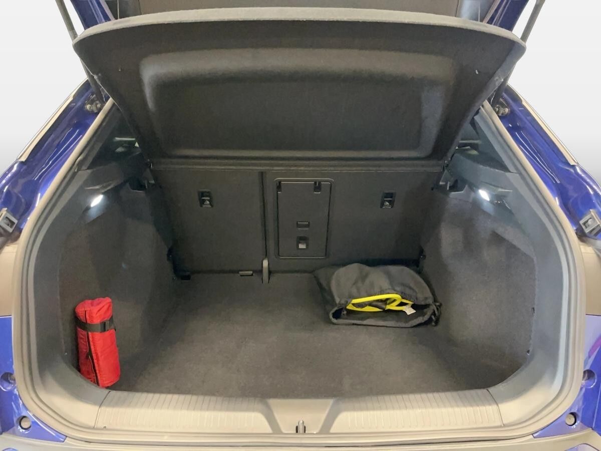 Volkswagen ID.4 Pro Performance ACC SpurH MATRIX LM LED KAM