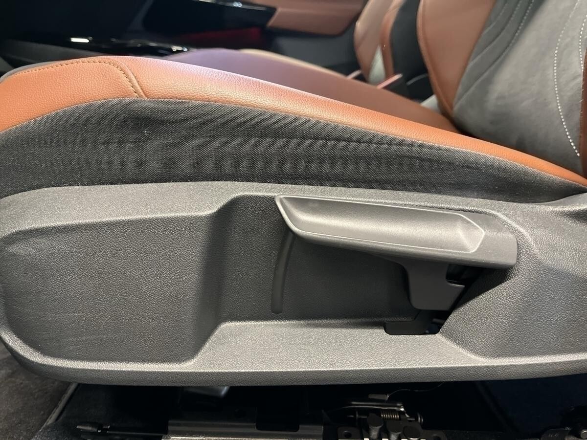 Volkswagen ID.4 Pro Performance ACC SpurH MATRIX LM LED KAM