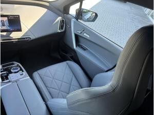 BMW ix iX xDrive60 +++UPE: *124790?,--+++
