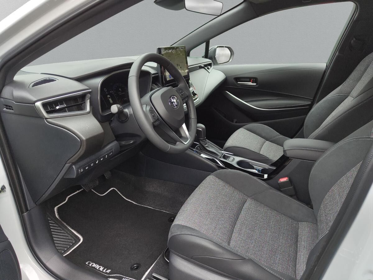 Toyota Corolla Touring Sports 2,0-l-Hybrid Teamplayer