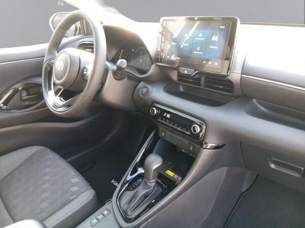 Toyota Yaris 1,5-l-VVT-iE Hybrid Syst. 85kW (116 PS) 5-Türer Teamplayer
