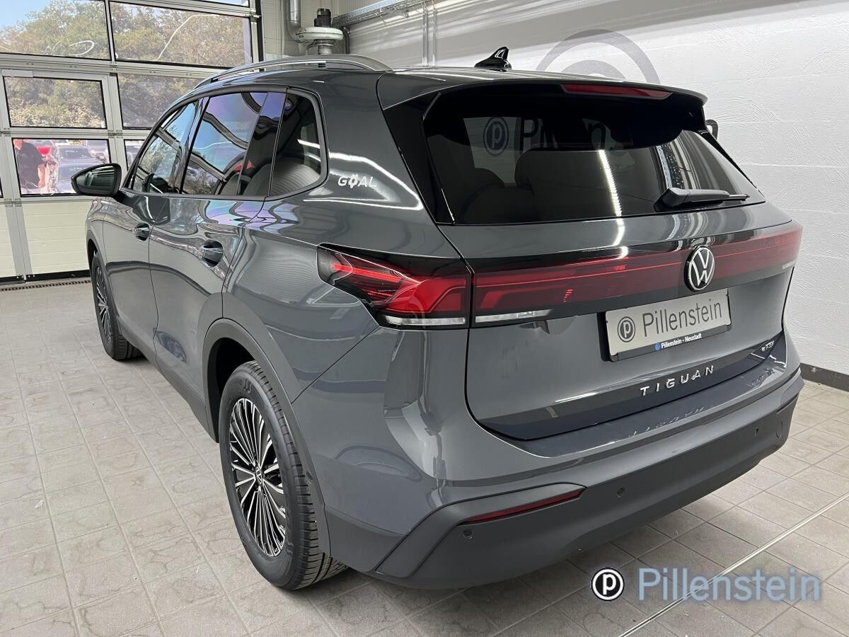 Volkswagen Tiguan TSI DSG GOAL PLUS AHK+NAVI+18ALU+AREA+LED
