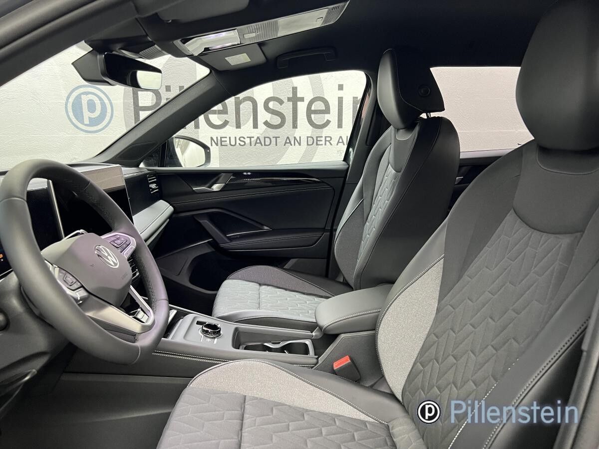 Volkswagen Tiguan TSI DSG GOAL PLUS AHK+NAVI+18ALU+AREA+LED