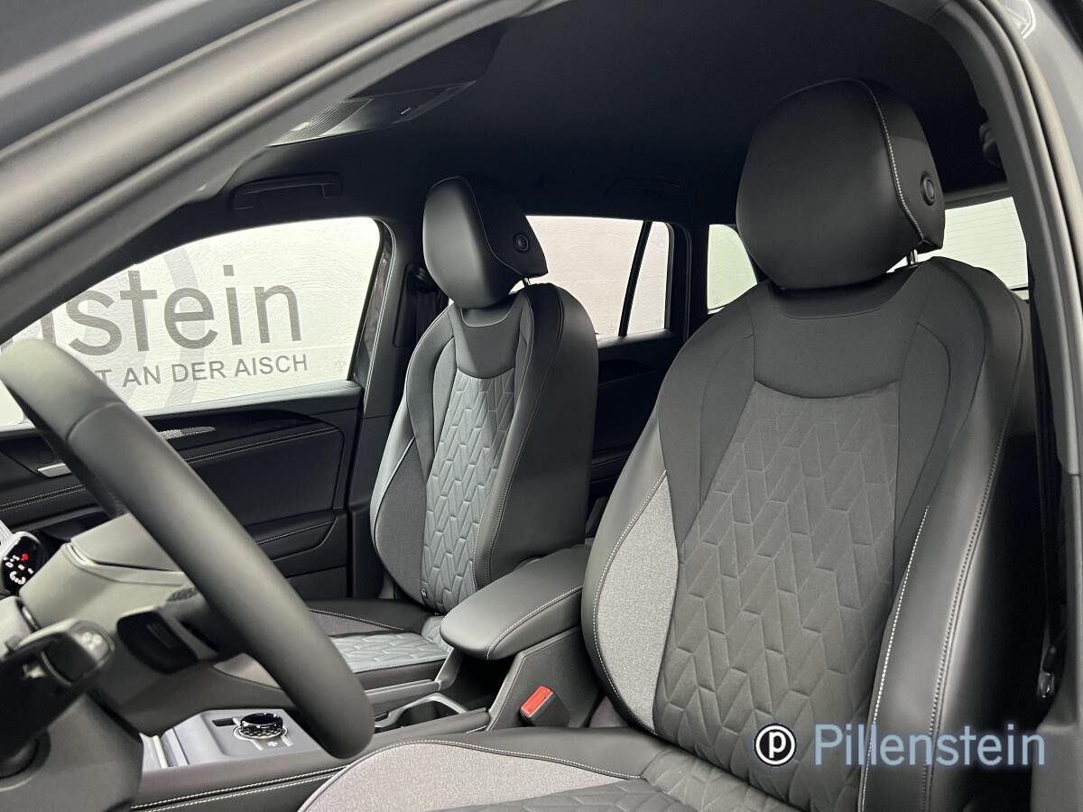 Volkswagen Tiguan TSI DSG GOAL PLUS AHK+NAVI+18ALU+AREA+LED