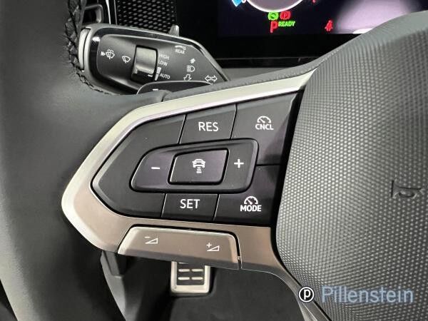 Volkswagen Tiguan TSI DSG GOAL PLUS AHK+NAVI+18ALU+AREA+LED