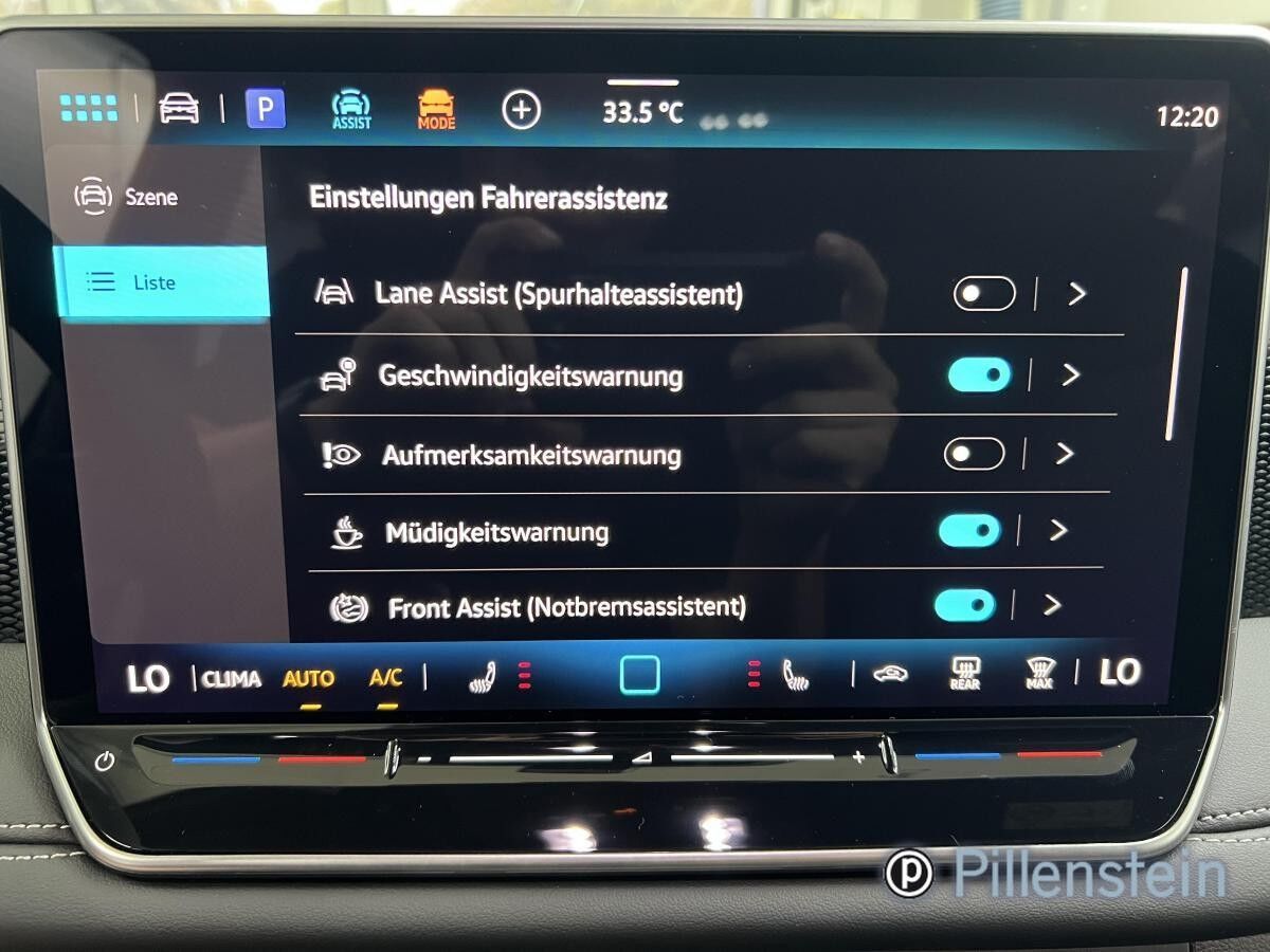 Volkswagen Tiguan TSI DSG GOAL PLUS AHK+NAVI+18ALU+AREA+LED