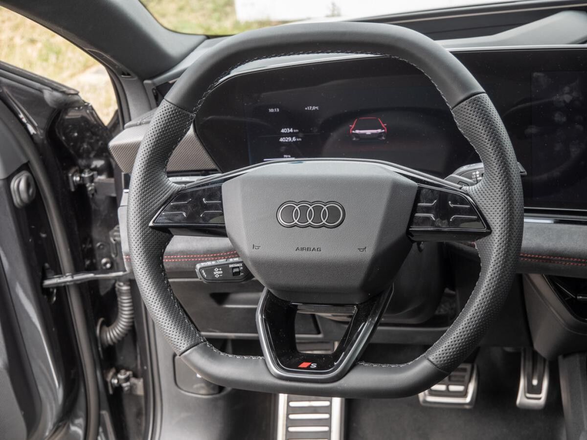 Audi S6 Avant e-tron