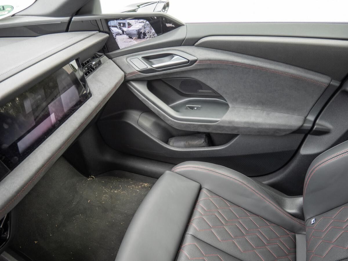 Audi S6 Avant e-tron