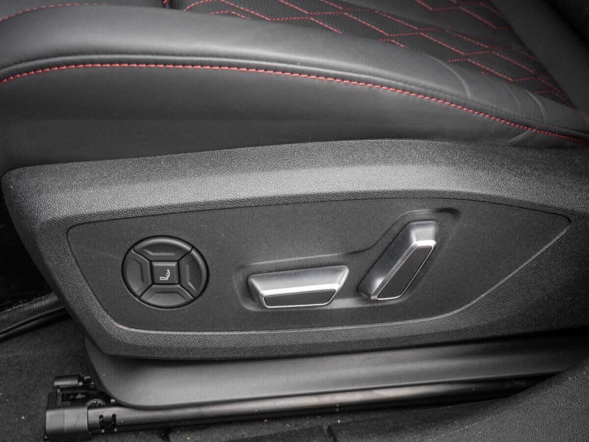 Audi S6 Avant e-tron