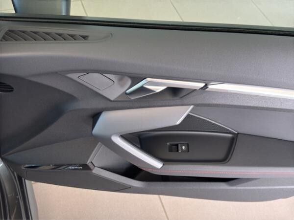 Audi A3 S line 35 TDI 110(150) kW(PS) S tronic*S-Line*Sonos*Headup*
