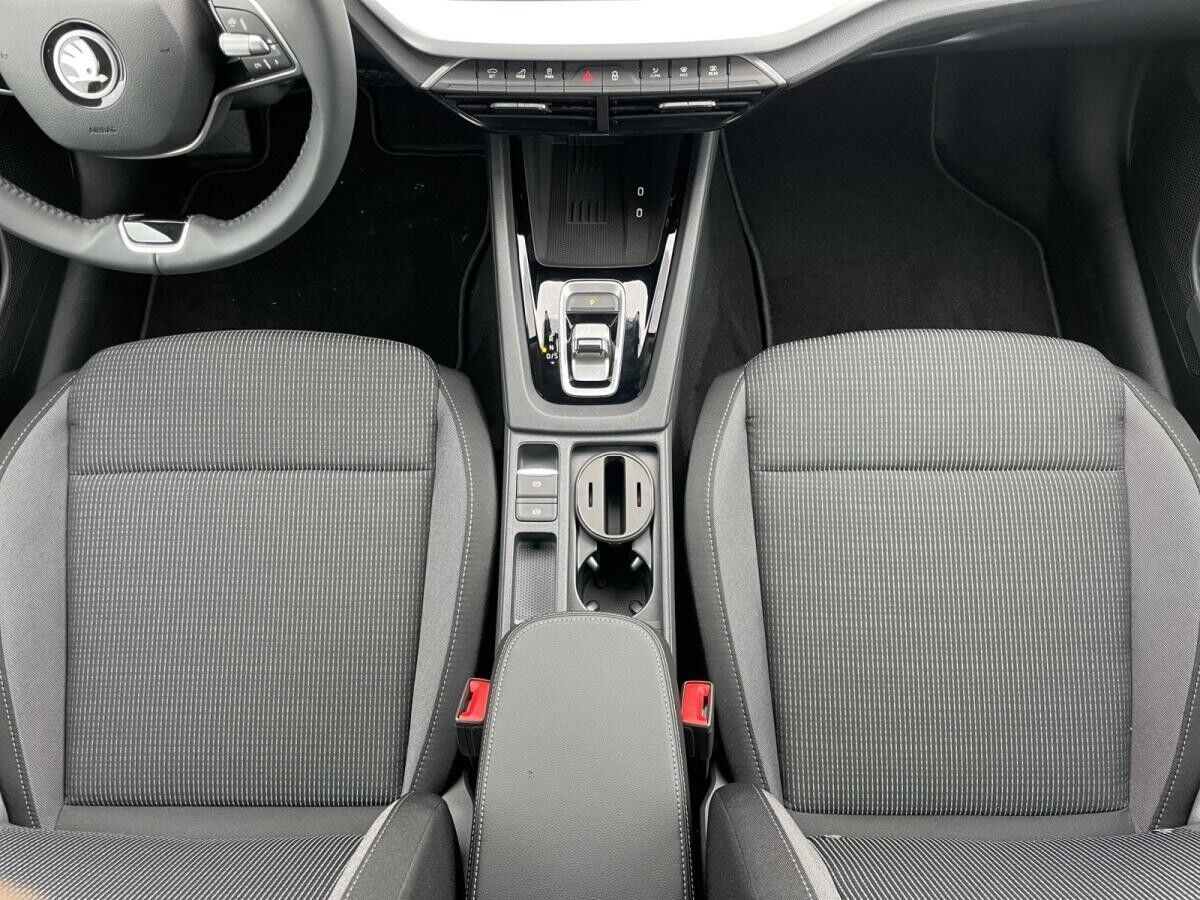 Skoda Octavia Combi Selection*1.5TSI*DSG*NAVI*MATRIX*